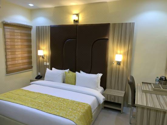 GREAT VILLE HOTEL