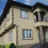 Momak hotel and suites