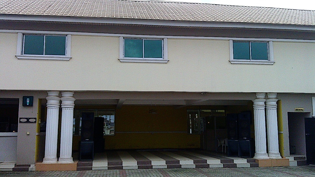 Emars Hotel and Suites