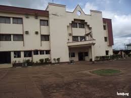 Victoria Suites