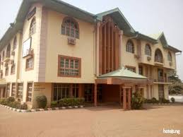 tommylyn hotel