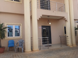 Pipus Hotel and Suites