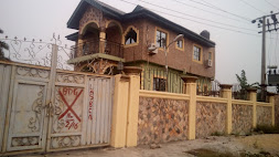 Golden Wax Garden And Suites