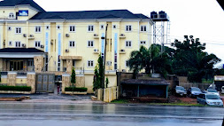 La-luna Hotels