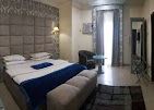 Maas Central Hotel G.R.A
