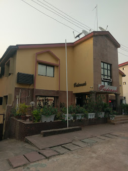 Pridemark Apartments and Suites