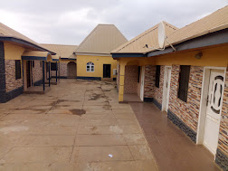 Sambeatz Hotel And Suites