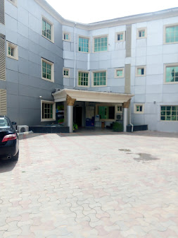 Bestway Luxury Suites