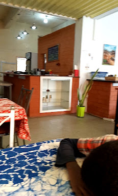 Santo Inn