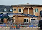 Kaniks Hotel &amp; Suites