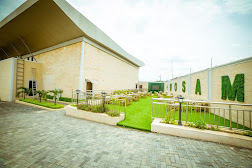 Mambolo Mall