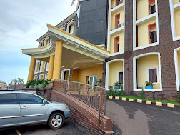 Vertex-view Hotel &amp; Suites