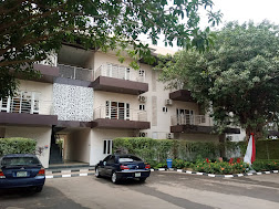 Cubana Suites
