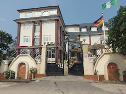 5 two zero annex hotel