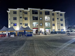 Kings Garden Hotel and Suites
