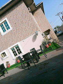 Broadwell Hotel &amp; Suites