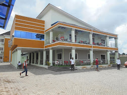 Exquisite Homes2 Hotel &amp; Lounge