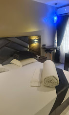 De-milestone Apartment