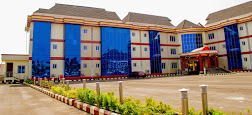 DePeace Hotel and Suites