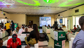 Bay Lounge
