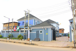Elegant Hotel &amp; Suites