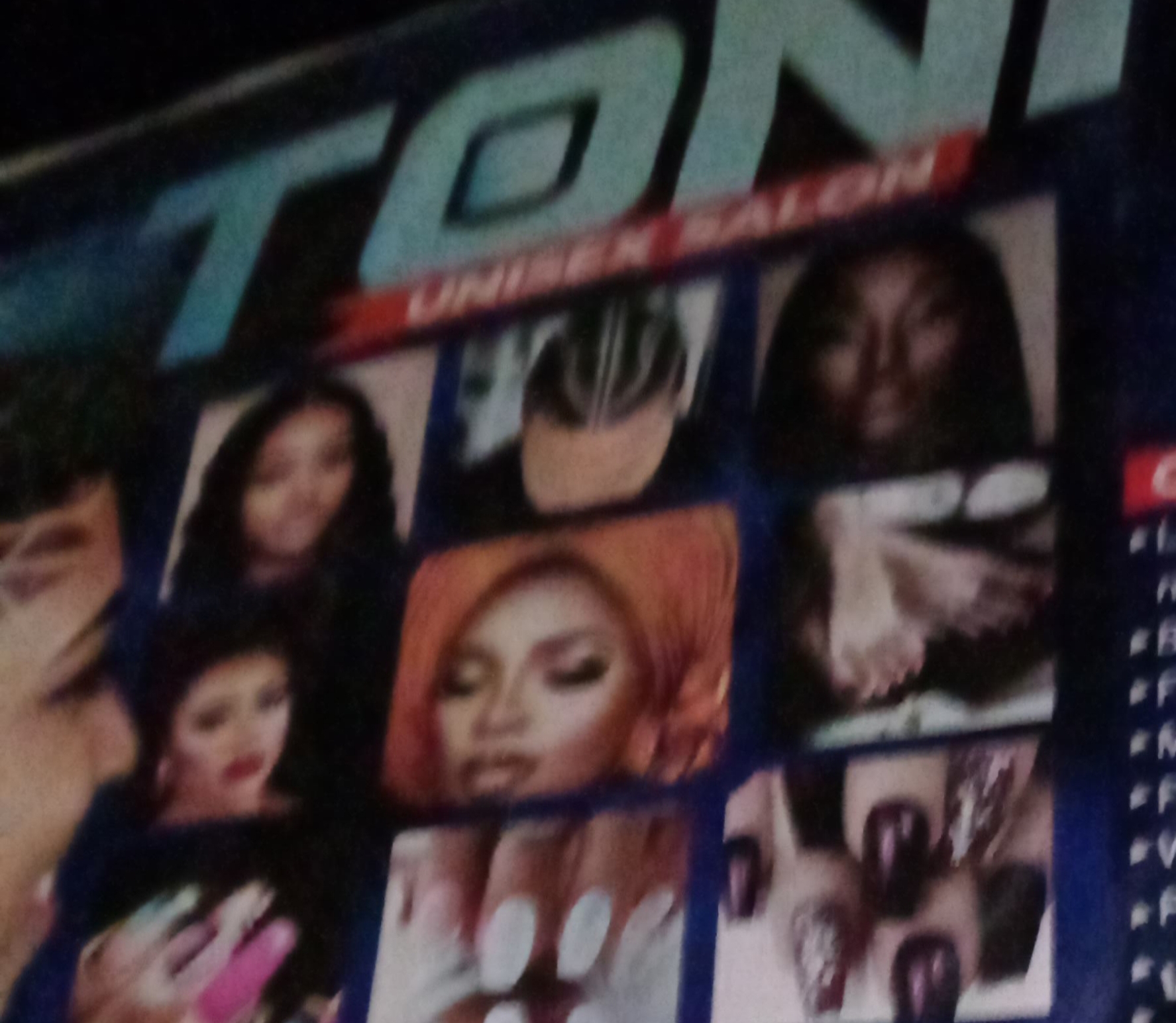 TONI Unisex salon