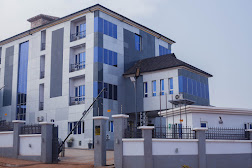 wizy Hyatt Hotel