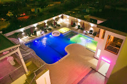 Echelon Heights Hotel