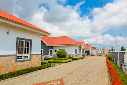 Pearl Manor Luxury Suites