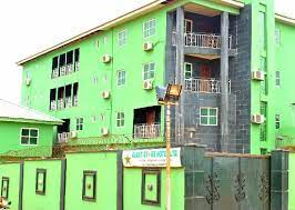 Giant Stars Hotel