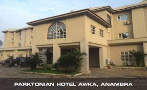 Parktonian Hotel