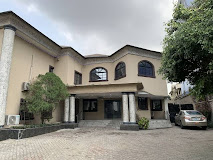 Islanders Hotel And Lounge