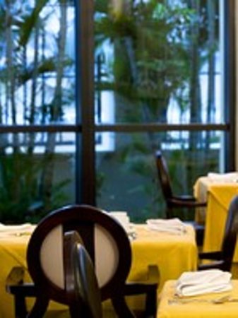 Apartment Royale Hotel and Suites