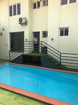 Plot1 Suites (Hotel &amp; Lounge)