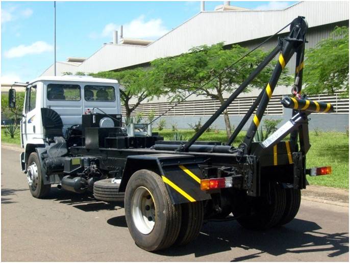 Tenibegiloju Towing Van