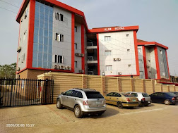 Alim Royal Hotel &amp; Suites