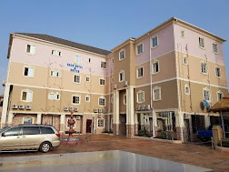 BECK HOTEL & SUITES
