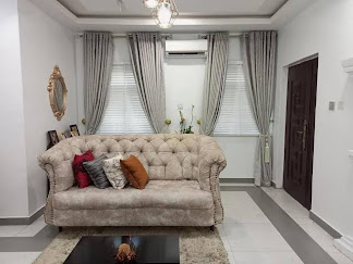 E - Glisters Home - Deluxe Double Room