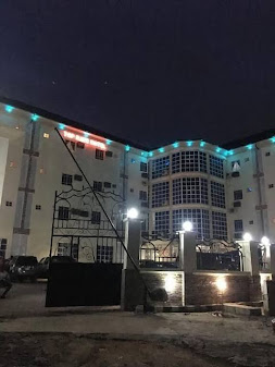 Top Rate Hotel