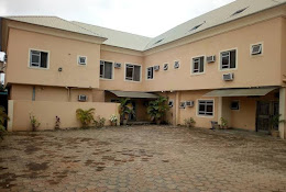 Peak Court Hotel