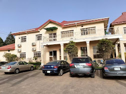Steffan Hotel &amp; Suites