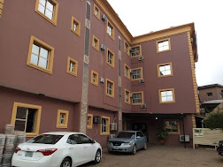 Richanthonio Suites