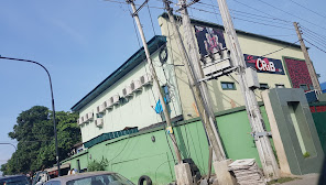 De Crib Night Club