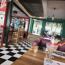 Sheri's Lounge